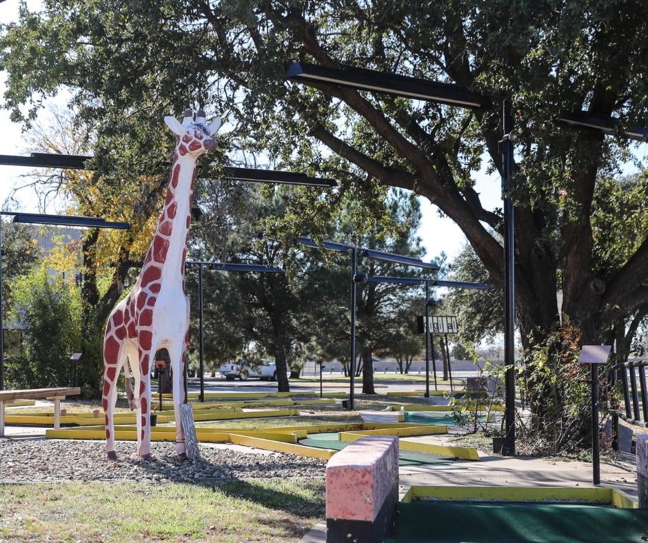 mini golf preview